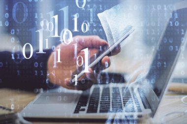 Dijital bir cihaz ve veri temalı çizim kullanan bir adamın el ele tutuşması. Yenilik kavramı.