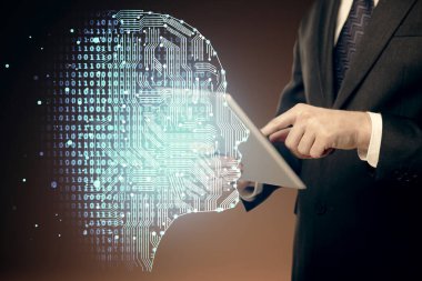 Bir adamın elini tutarken ve dijital bir cihaz ve beyin hologramı çizerken çift pozlama. Veri kavramı.