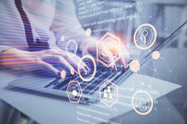 Bilgisayar ve veri temalı hologram çizimleri üzerinde çalışan kadın ellerine çok fazla maruz kalma. Teknoloji kavramı.