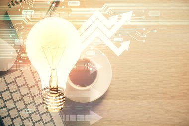 Ampul çizimi ve çalışma masası örtüsü. Fikir kavramı.