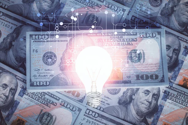 Arka planda Amerikan Doları 'na çekilen ampulün iki katı yansıması. Fikir kavramı.