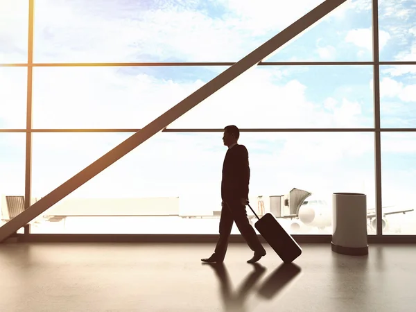 Businessman in airport — Stock Photo, Image