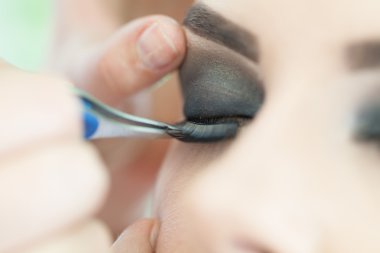 Makyaj yordamı. Seçici odak