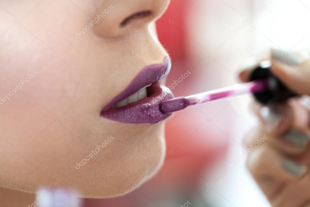 Makeup procedure.Selective focus