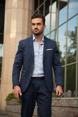 işadamı yürüyüş 