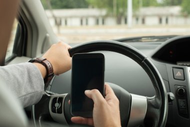 Akıllı telefon ile sürüş