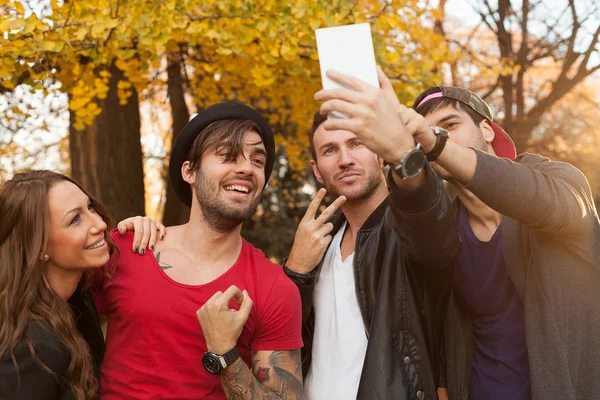 Selfie nel parco — Foto Stock