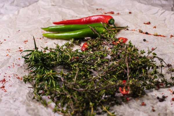 Assorted Peppers Spices Light Parchment Background Seasonings Food Homemade Spices — Zdjęcie stockowe