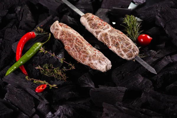 Lyulya Kebab Vista Cerca Plato Carne Para Cocinar Naturaleza Barbacoa — Foto de Stock