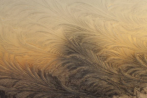 Vackra Närbild Vinterfönster Pane Belagd Skimrande Frost Mönster — Stockfoto