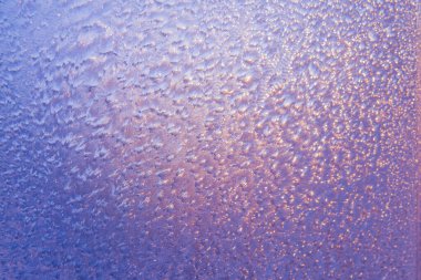 Güzel Yakın Çekim Kışlık Pencere Pane Kaplamalı Parlak Buz Kalıpları