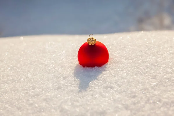 Christmas Tree Toy Red Ball White Snow — Stock Photo, Image