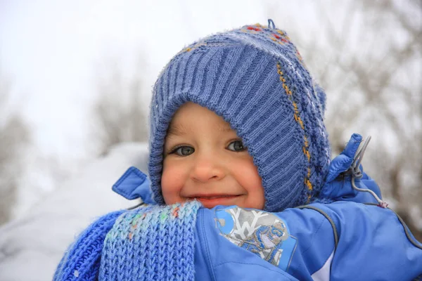 Ritratto Ravvicinato Bambino Carino Abiti Invernali — Foto Stock
