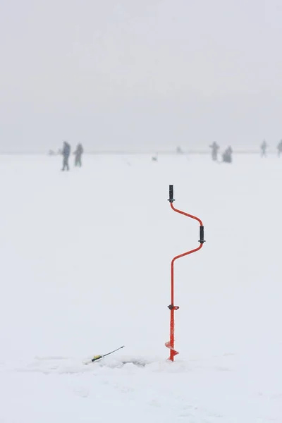 Fiskekvarn Vid Frusen Flod — Stockfoto