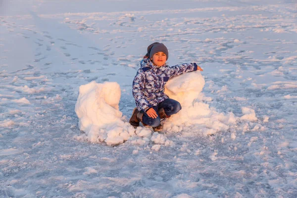 Boy Playing Fresh Snow — Stock Photo, Image