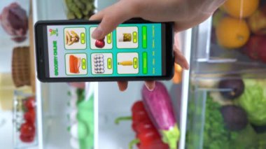 Akıllı Telefon Uygulaması Kullanılarak İnternetten Yemek Siparişi Veriliyor