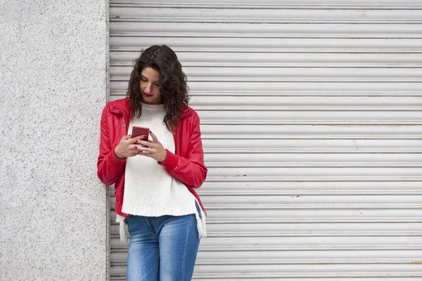 Girl with mobile — Stock Photo, Image