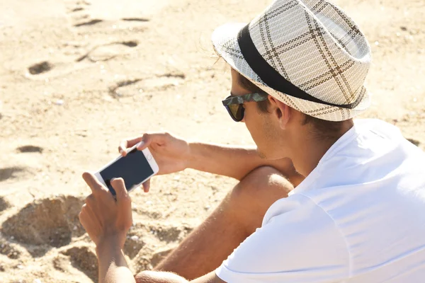 adam ile hareket eden