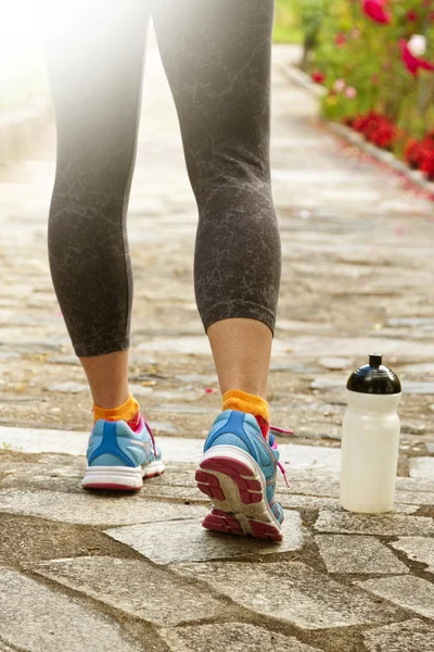 Runner training outdoors — Stock Photo, Image