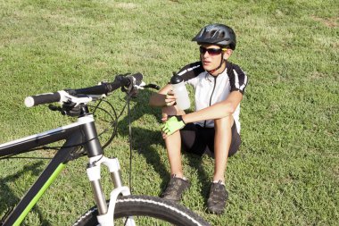 dağ bisikletçinin, Bisiklete binme