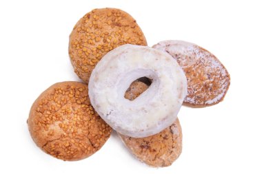 Polvoronlar ve izole edilmiş badem ezmesi tipik Noel.