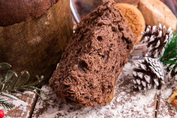 Natale Tipico Panettone Cioccolato Fresco — Foto Stock