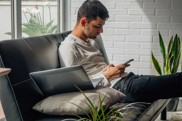 Young Man Mobile Phone Home Sitting Sofa — Stock Photo, Image