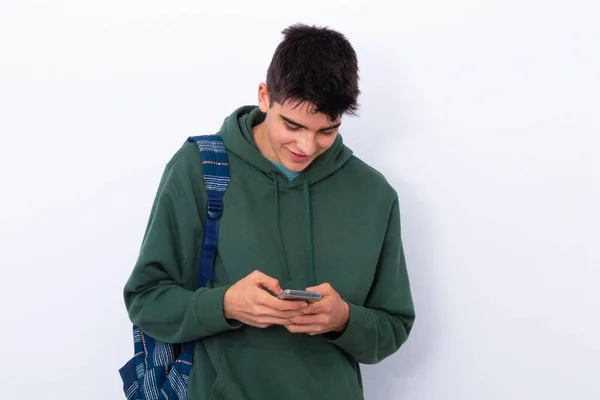 Tiener Student Met Mobiele Telefoon Geïsoleerd — Stockfoto