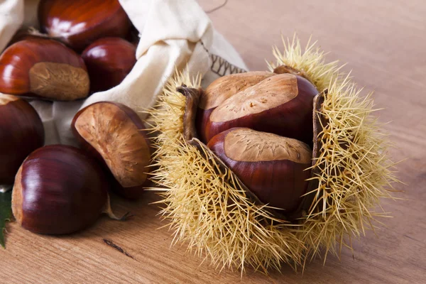 Chestnuts — Stock Photo, Image