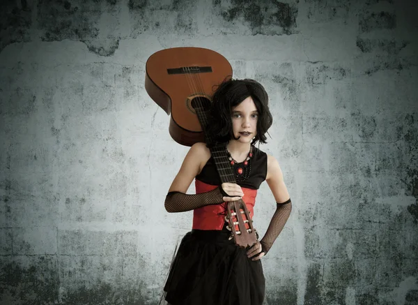 Girl with guitar — Stock Photo, Image