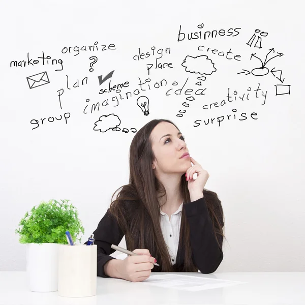 Mujer en la oficina — Foto de Stock