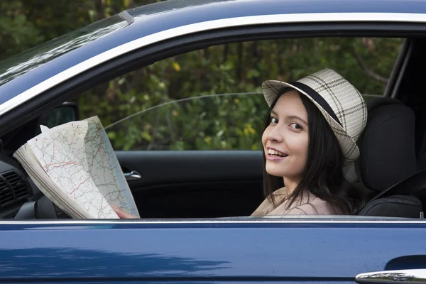 Girl an car — Stock Photo, Image