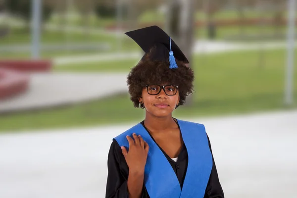 Célébrer l'obtention du diplôme, éducation — Photo