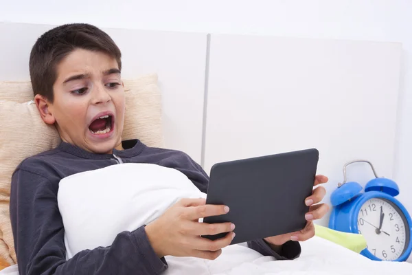 Child with tablet — Stock Photo, Image