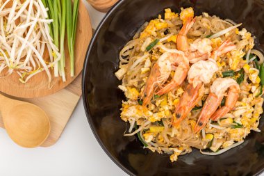Pad thai, Thia gıda