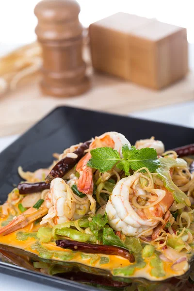 Spicy salad Shrimp with lemon grass and mint — Stock Photo, Image