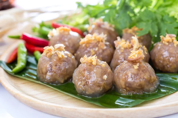 Bolas de tapioca com recheio de carne de porco — Fotografia de Stock