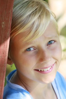 güneşli bir gülümseme