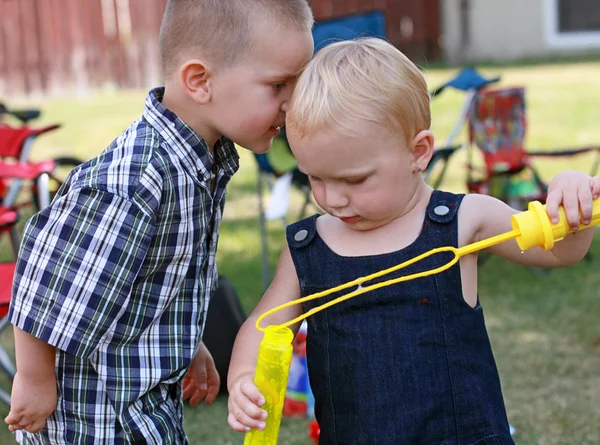 Kindergeheimnisse — Stockfoto