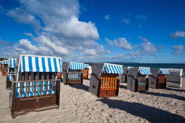 Lever de soleil sur la plage à Binz, île de Ruegen — Photo