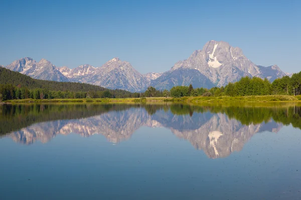 Blick auf die Tetonberge von der Ochsenbogenbiegung auf die Schlange r — Stockfoto