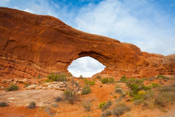 Belles formations rocheuses dans le parc national des Arches, Utah, États-Unis — Photo