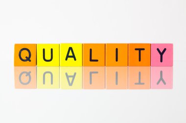 Kalite - çocuk bloklar bir yazıt