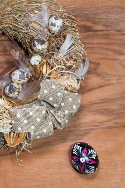 Ahşap tablo Easter çelenk