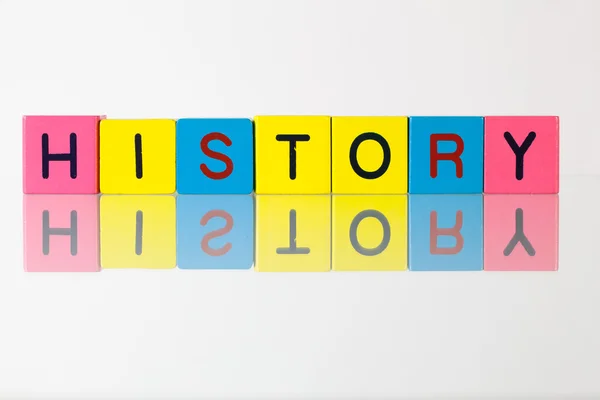 Geschichte - eine Inschrift aus Kinderblöcken — Stockfoto
