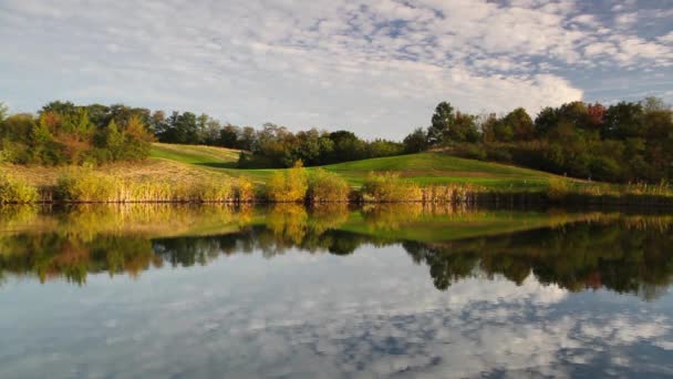 Sur le lac d'automne 