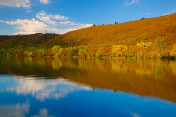 Crepuscolo sul fiume Moldava - Immagine HDR — Foto Stock