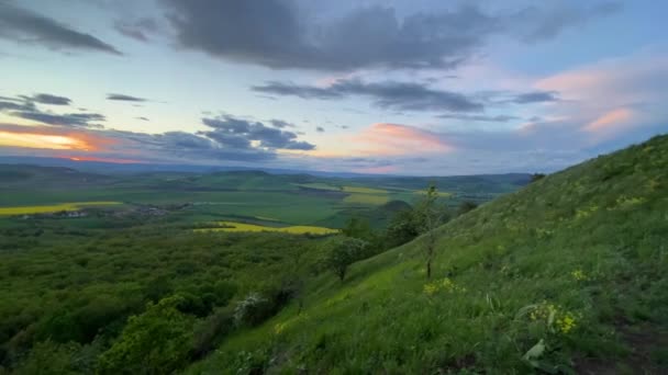Zachód Słońca Czechach Środkowych Jest Pasmo Górskie Położone Północnych Czechach — Wideo stockowe