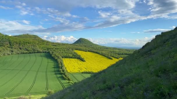 Efter Regn Centrala Böhmiska Höglandet Det Bergskedja Som Ligger Norra — Stockvideo