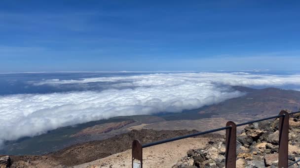 テイデ山からの眺め スペインのカナリア諸島のテネリフェ島にある火山です その頂上はスペインの最高点であり 大西洋の島々の海面上の最高点です — ストック動画